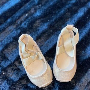 Gold ballet flat for toddler